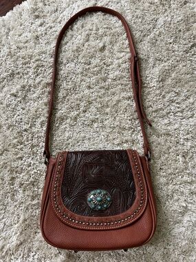 Trinity Ranch Brown Tooled Leather Crossbody Bag with Turquoise Concho Rodeo